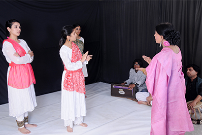 media/uploads/bethak_gallery/1679391328.JPG
