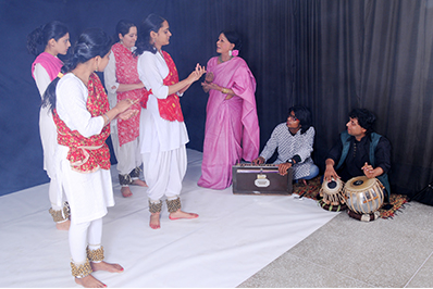 media/uploads/bethak_gallery/1679391365.JPG