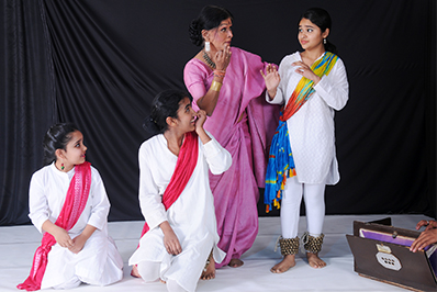 media/uploads/bethak_gallery/1679391550.JPG
